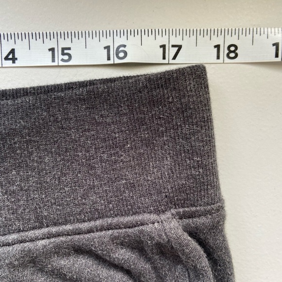 NWT Pact Wide Leg Cropped Sweatpants Pull On Cropped Organic Cotton XL
Lounge - Picture 7 of 10